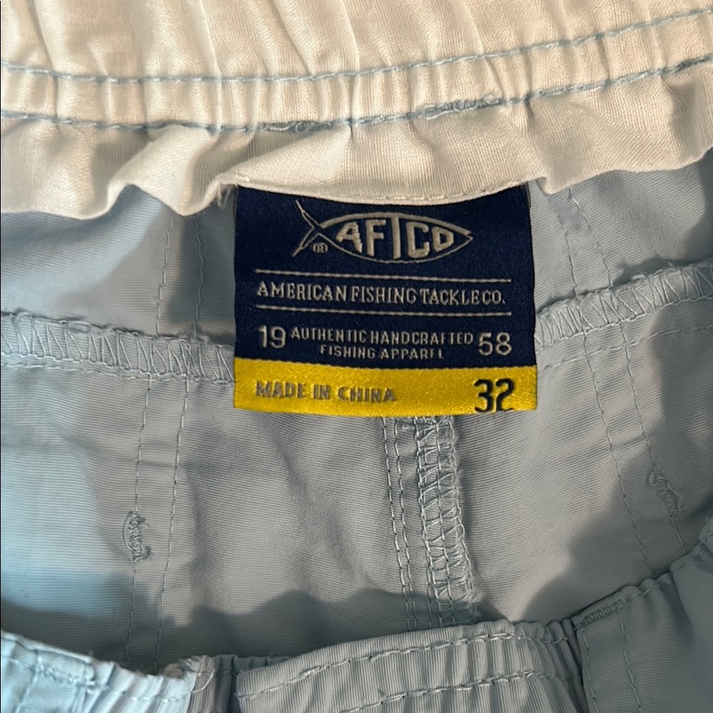 AFTCO Men’s Fishing Shorts, Sz 32, Aqua, Classic Fit - Picture 2 of 4